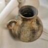 Composition Mini vase en terre cuite ocre artisanal