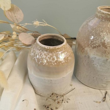 Composition Petit vase en grès beige et blanc