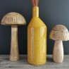 Composition Vase bouteille en grès jaune